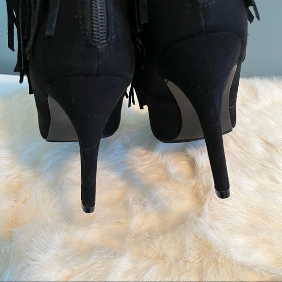 Bongo Black Suede Fringe Heels - Picture 7 of 13